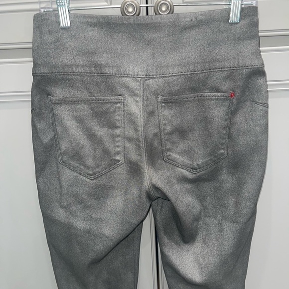 SPANX Solace Mid Rise Denim Wax Pewter Gray pull on jegging jeans size medium - Picture 7 of 7